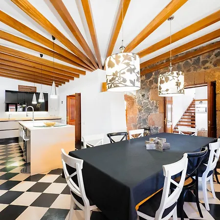 Casa Rural Hero